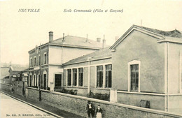 Neuville * école Communale De Filles Et Garçons * Groupe Scolaire - Neuville Sur Saone