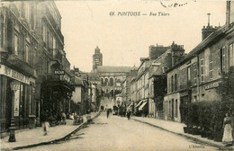 Pontoise * La Rue Thiers * Commerce Magasin Maison BERNOT * Grand Bazar - Pontoise