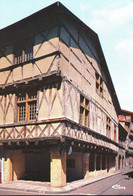 42 - Charlieu : Vieille Maison, Rue Chevroterie - Musée De La Soierie - Charlieu