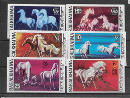 Thème Chevaux - Hippisme - Cheval - Ras Al Khaima Non Dentelés - Timbres Neufs ** Sans Charnière - TB - Pferde