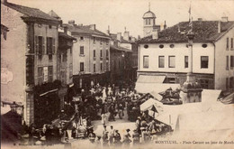 MONTLUEL   ( AIN )    PLACE CARNOT UN JOUR DE MARCHE - Montluel