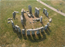 CPSM Stonehenge,Wiltshire    L1305 - Stonehenge