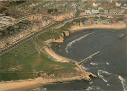 CPSM Cullercoats Bay From Newcastle Upon Tyne    L1305 - Newcastle-upon-Tyne