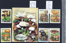1 Feuillet Et 6 Timbres Neufs ** Togo Champignon - Mushrooms
