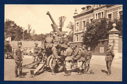 Bruxelles-Laeken. Caserne Ste-Anne (  D.T.C.A.-1935). Un Canon-remorque 75. Cours Des Candidats Gradés - Barracks