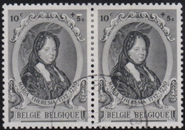 Belgie   .   OBP  .   573-V1   Paar    .  O   .    Gebruikt  .  /  .   Oblitéré - Used Stamps