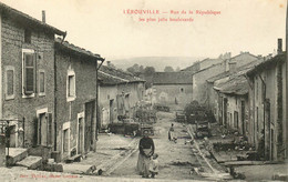 MEUSE  LEROUVILLE   Rue De La République - Lerouville