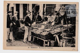 CPA13 MARSEILLE  Marchands De Coquillages , étal Avec Vendeurs Circulée En 1930 ,timbre 40 C Type Semeuse - Non Classés