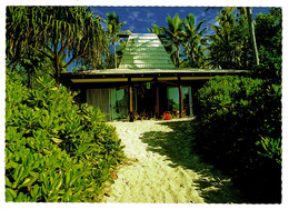 Ref 1531 -  Postcard - Tourist Hut - Beachcomber Island Fiji - Pacific Island - Fiji