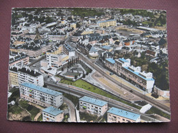 Delcampe - CPA CPSM PHOTO 14 VIRE Vue Générale Hotel De Ville Et Les Jardins VUE AERIENNE - Vire