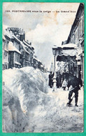 122 - PONTARLIER SOUS LA NEIGE - LA GRAND' RUE - Pontarlier