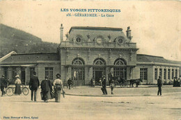 Gérardmer * La Place De La Gare De La Commune * Ligne Chemin De Fer - Gerardmer