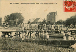 Angers * Environs * Construction D'un Pont Par Le Génie * Militaria Régiment - Angers