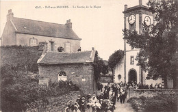 56-ILE-AUX-MOINES- LA SORTIE DE LA MESSE - Ile Aux Moines