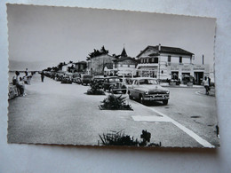 CPA 66 PYRENEES ORIENTALES  - CANET PLAGE - Le Boulevard Maritime - Scène Animée - Canet Plage