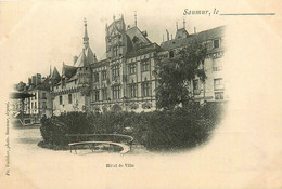 Saumur * La Place De L'hôtel De Ville * Mairie - Saumur