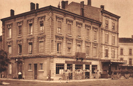 ROMANS - Hôtel Touvard Et Sa Brasserie Horizon, Place Carnot - Romans Sur Isere