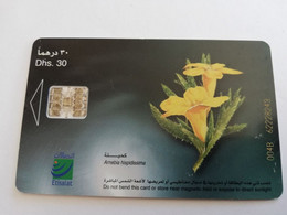 UNITED ARAB EMIRATES -ETISALAT- UAE 215   DHS 30 / FLOWERS/   CHIPCARD Phonecard As Scan  FINE USED    ** 9044** - Emirats Arabes Unis