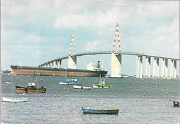 CPA-44-1980-ST NAZAIRE-PONT-TANKER 500000T-Cie CNN-Pierre Guillaumat ?? Passant Dessous-TBE/RARE - Pétroliers