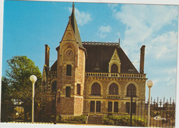 Loiret : PUISEAUX : Vue   De La Mairie , Cim - Puiseaux