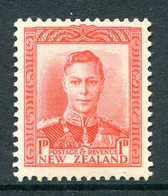 New Zealand 1938-44 King George VI Definitives - 1d Scarlet HM (SG 605) - Neufs