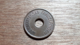 ALLEMAGNE GUNDELFINGEN OBERMATTENBAD JETON PISCINE ENFANT JUGENDLICHE 25MM 5.8GR - Professionnels/De Société