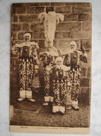 Binche - Le Carnaval. Un Groupe De Gilles - Binche