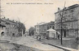 St LAURENT De CHAMOUSSET - Place Neuve - Saint-Laurent-de-Chamousset