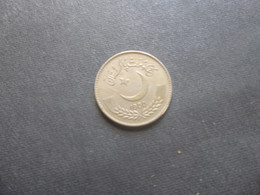 Pakistan Coin Year  1980 1 Rupee As Per Scan - Pakistán