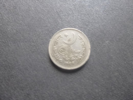 Pakistan Coin Year  1968 50 Paisa As Per Scan - Pakistan