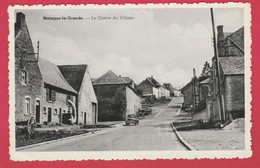 Matagne-la-Grande- Le Centre Du Village ... Oldtimer Renault 4 Cv ( Voir Verso ) - Doische