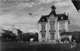 Brunoy * La Place De L'hôtel De Ville * Mairie - Brunoy