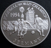 Zambia - 500 Kwacha 2001 - Campioni Del Mondo Di Calcio "Germania 1954" - KM# 156 - Zambia