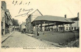 Sully Sur Loire * La Grande Rue * La Halle Aux Grains * Place - Sully Sur Loire