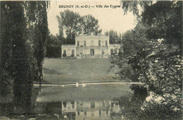 Brunoy * Villa LES CYGNES - Brunoy