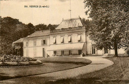 Yerres * Une Villa Du Village - Yerres