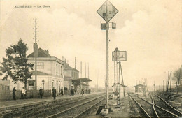 Achères * Vue Sur Le Gare Du Village * Ligne Chemin De Fer - Acheres