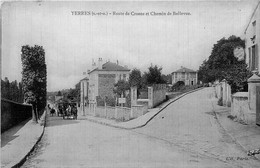 Yerres * La Route De Crosnes Et Le Chemin De Bellevue * Attelage Diligence - Yerres