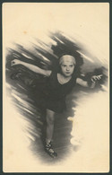 GIRL Vintage Postcard - Mode