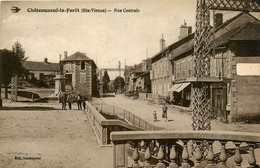 Châteauneuf La Forêt * La Rue Centrale * Villageois - Chateauneuf La Foret