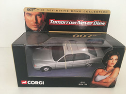 CORGI The Definitive James Bond Collection - BMW 750i - Collectors E Strani - Tutte Marche