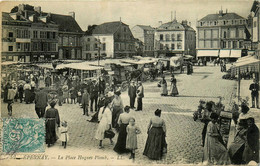 épernay * La Place Hugues Plomb * Marché Marchands Foire - Epernay