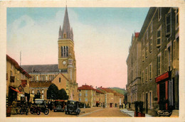 Vinay * Grande Rue Et Place De L'église * Motos * Automobile Voiture Ancienne - Vinay