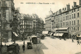 Grenoble * La Place Grenette * Tramway Tram * Restaurant - Grenoble