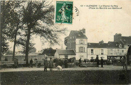 Alençon * Le Champ Du Roy * La Place Du Marché Aux Bestiaux * Hôtel Du Cheval Noir * Foire Marchands - Alencon