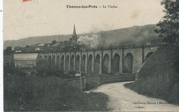 Le Viaduc Avec Train à Thonne Les Prés  Envoi à Moirey Par Damvilliers - Treinen