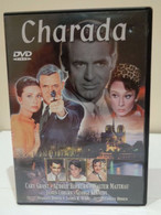Película DVD. Charada. Protagonizada Por Cary Grant, Audrey Hepburn, Walter Matthau, James Cobrun Y George Kennedy. 1963 - Clásicos