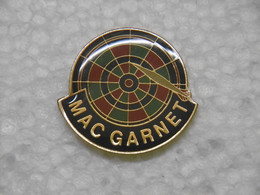 Pin's Jeux - Jeu De Fléchettes MAC GARNET - Pins Pin Badge - Jeux