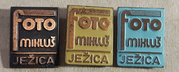 Photo Studio Foto Miklus Ljubljana Old Photo  Camera Slovenia Pins Badge - Photographie