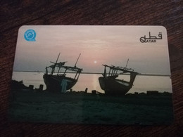 QATAR  PUBLIC TELECOM CORPORATION / PAY PHONE  MAGNETIC/ AUTELCA   Q 20   QTR 52 DHOWS AT SUNSET         **9107** - Qatar